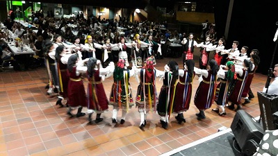 Με πολύ χορό γιόρτασαν στο Dortmund οι Έλληνες την εθνική επέτειο της 25ης Μαρτίου.