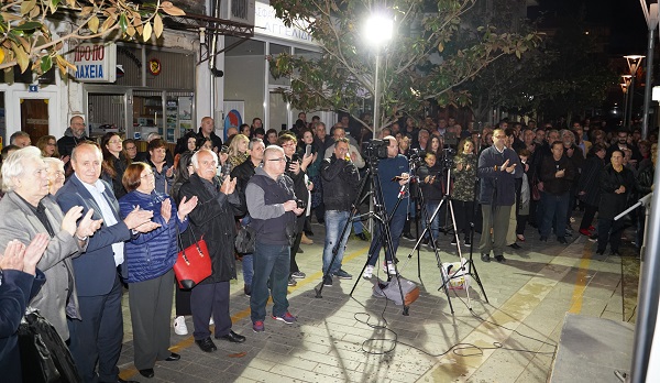 Ορεστιάδα: Πλήθος κόσμου στα εγκαίνια του εκλογικού κέντρου της “Δημοτικής Επαναφοράς” του Χρήστου Καζαλτζη